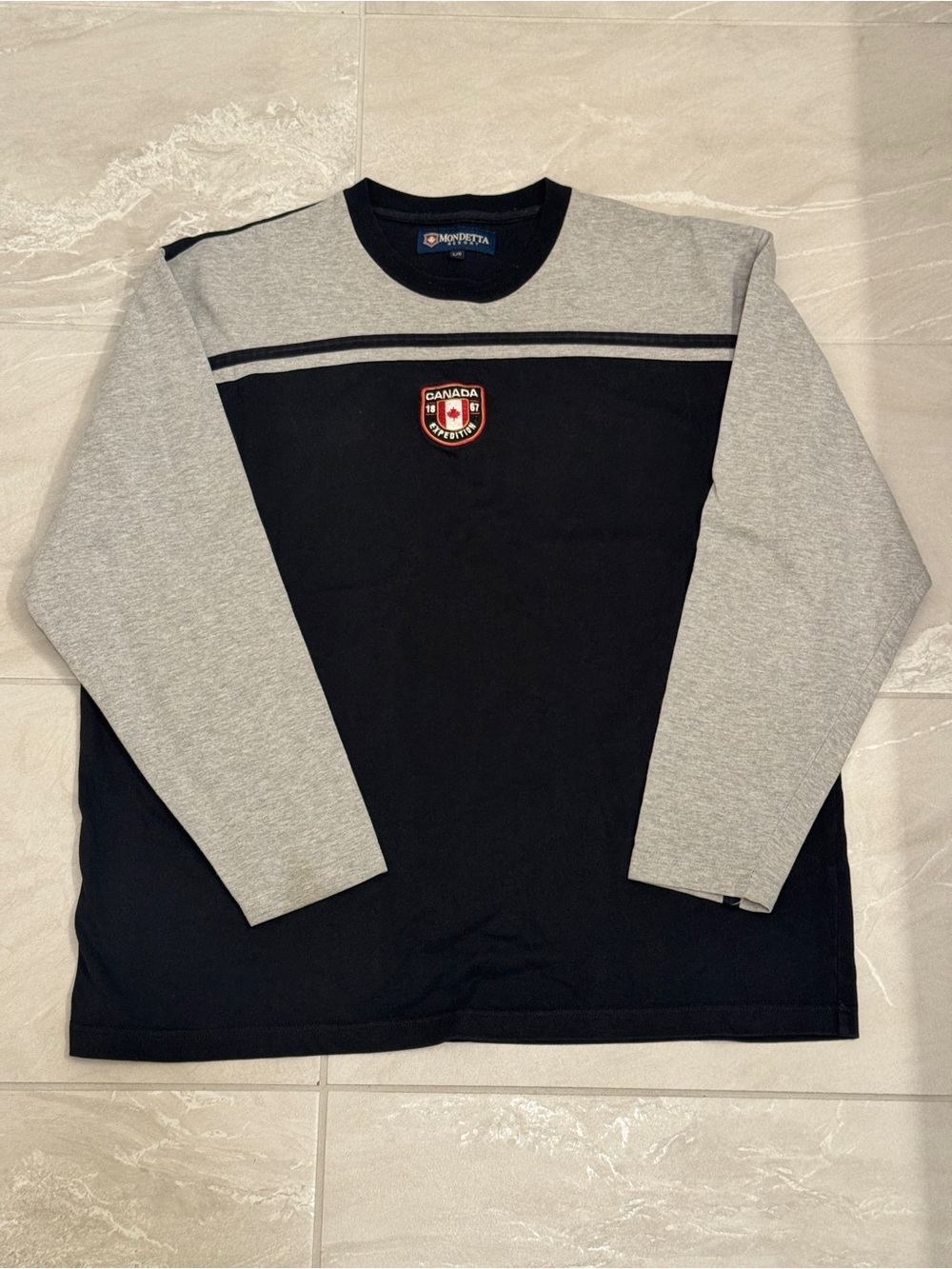 Vintage Mondetta Men's Canada Crewneck Long Sleeve Shirt Indie Skater Fall